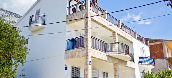 Om Makarska 1 Om Makarska 1