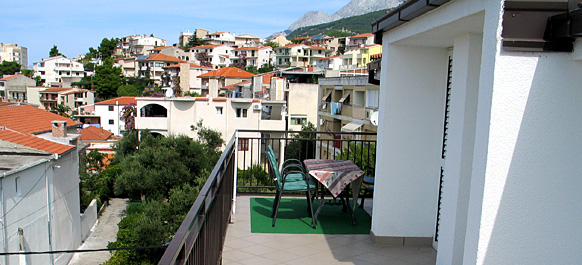 Om Makarska 9 Om Makarska 9